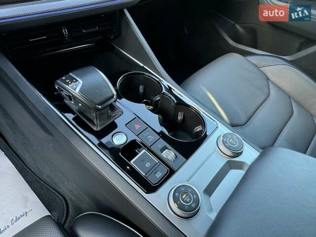 Чорний Фольксваген Туарег, об'ємом двигуна 2.97 л та пробігом 105 тис. км за 61500 $, фото 43 на Automoto.ua