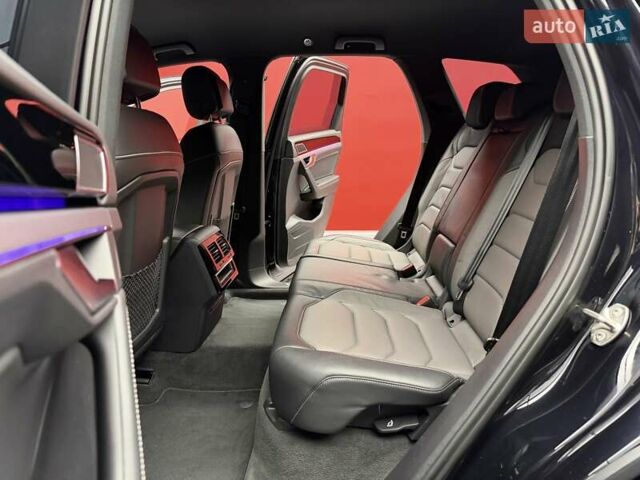 Чорний Фольксваген Туарег, об'ємом двигуна 3 л та пробігом 154 тис. км за 56900 $, фото 39 на Automoto.ua