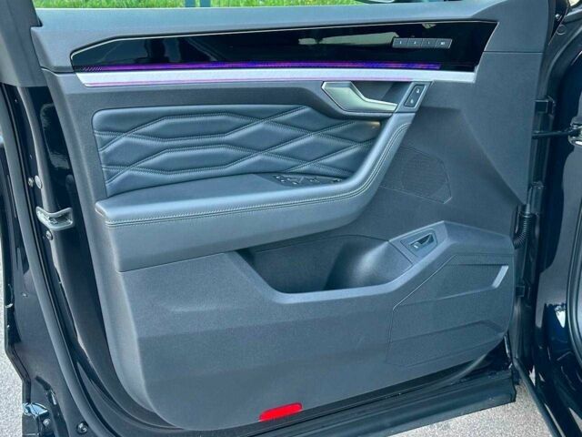 Черный Фольксваген Туарег, объемом двигателя 3 л и пробегом 74 тыс. км за 68700 $, фото 11 на Automoto.ua