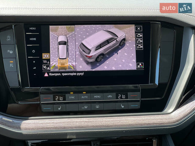 Черный Фольксваген Туарег, объемом двигателя 3 л и пробегом 143 тыс. км за 46000 $, фото 57 на Automoto.ua