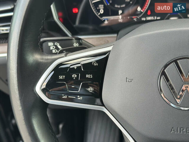 Черный Фольксваген Туарег, объемом двигателя 2.97 л и пробегом 161 тыс. км за 52500 $, фото 53 на Automoto.ua