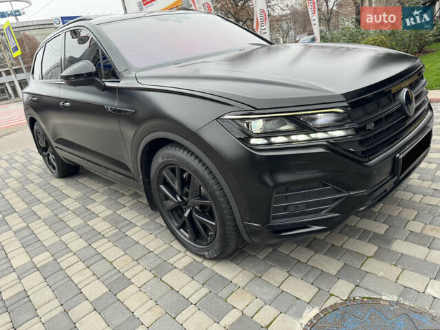 Черный Фольксваген Туарег, объемом двигателя 2.97 л и пробегом 186 тыс. км за 53000 $, фото 13 на Automoto.ua