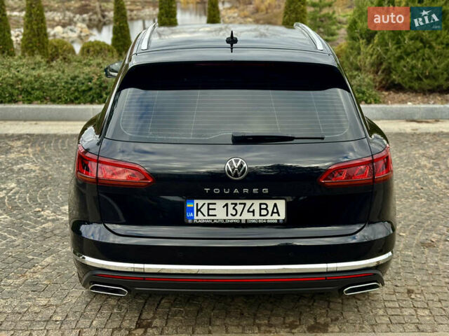 Черный Фольксваген Туарег, объемом двигателя 2.97 л и пробегом 108 тыс. км за 58500 $, фото 9 на Automoto.ua