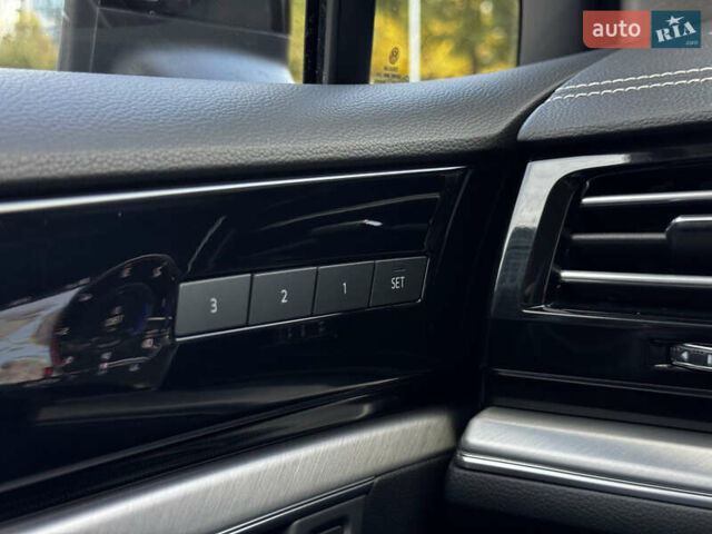 Чорний Фольксваген Туарег, об'ємом двигуна 2.97 л та пробігом 108 тис. км за 57800 $, фото 54 на Automoto.ua