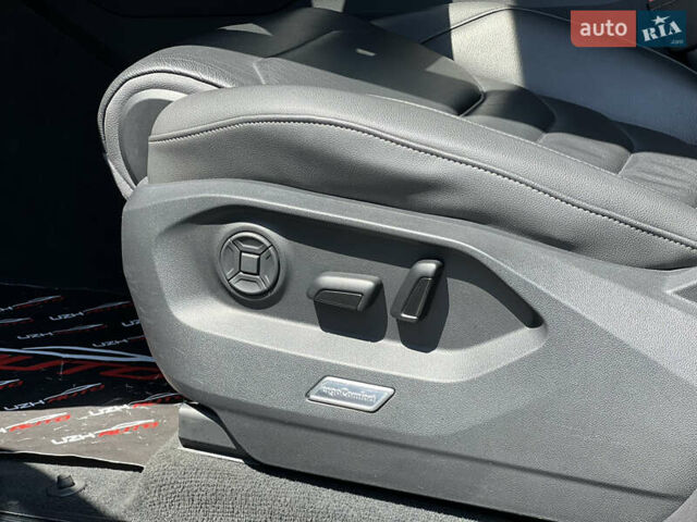 Черный Фольксваген Туарег, объемом двигателя 3 л и пробегом 143 тыс. км за 46000 $, фото 22 на Automoto.ua