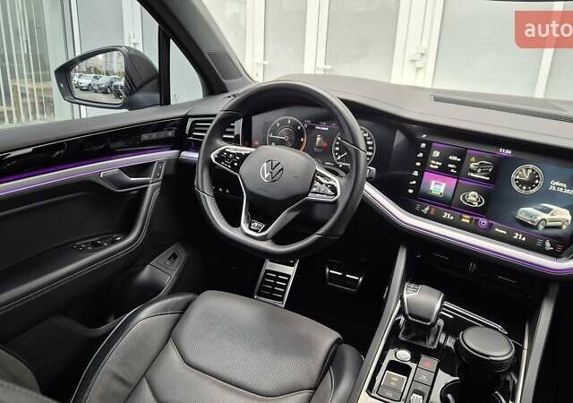 Чорний Фольксваген Туарег, об'ємом двигуна 2.97 л та пробігом 62 тис. км за 61200 $, фото 10 на Automoto.ua