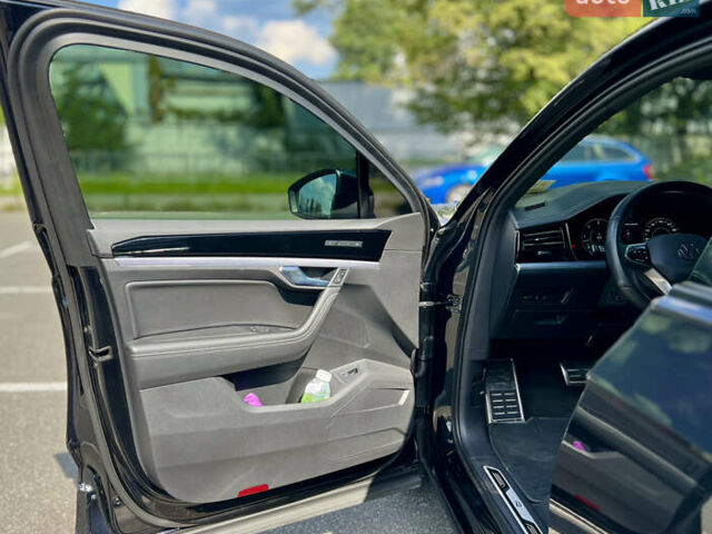 Черный Фольксваген Туарег, объемом двигателя 3 л и пробегом 171 тыс. км за 51999 $, фото 20 на Automoto.ua