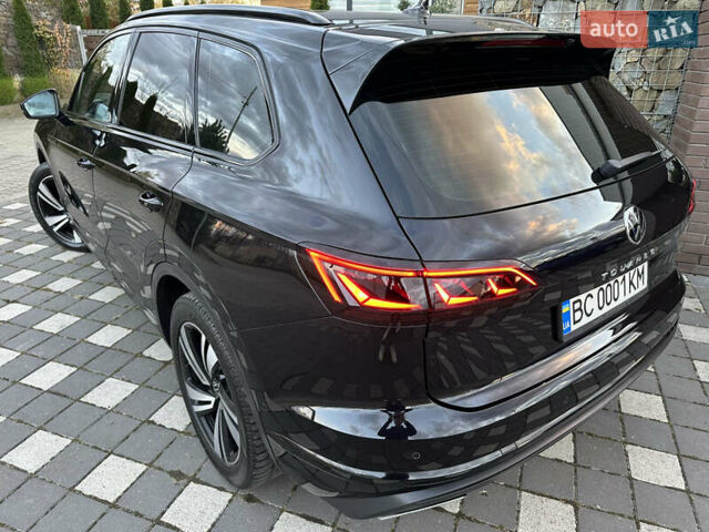 Черный Фольксваген Туарег, объемом двигателя 2.97 л и пробегом 161 тыс. км за 52500 $, фото 18 на Automoto.ua