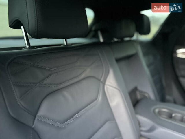 Черный Фольксваген Туарег, объемом двигателя 2.97 л и пробегом 161 тыс. км за 52500 $, фото 87 на Automoto.ua