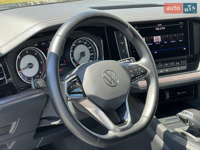 Черный Фольксваген Туарег, объемом двигателя 3 л и пробегом 143 тыс. км за 46000 $, фото 24 на Automoto.ua