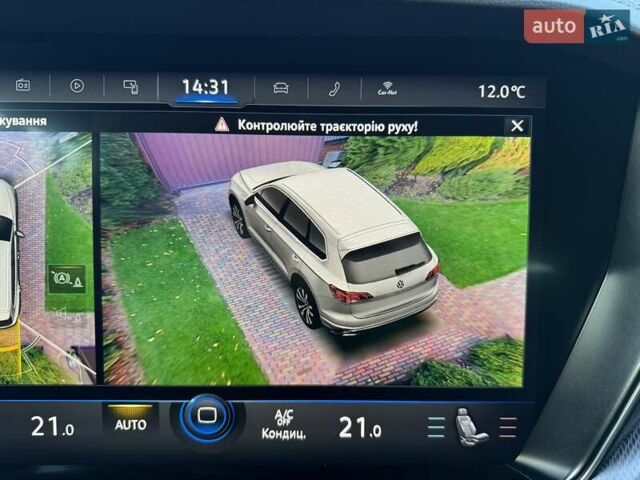 Чорний Фольксваген Туарег, об'ємом двигуна 2.97 л та пробігом 105 тис. км за 61500 $, фото 49 на Automoto.ua