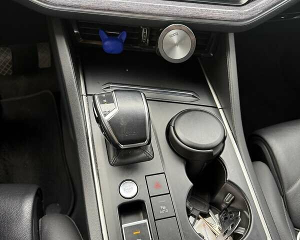 Черный Фольксваген Туарег, объемом двигателя 2.97 л и пробегом 126 тыс. км за 52000 $, фото 11 на Automoto.ua