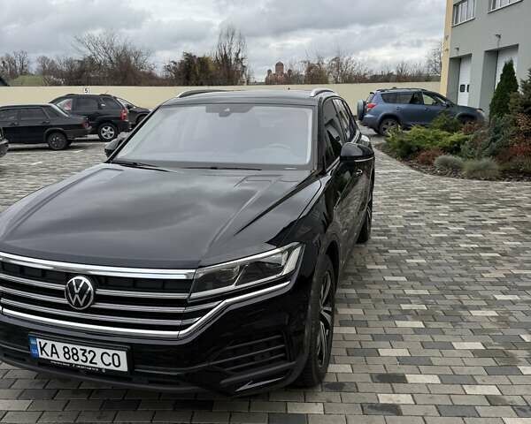 Черный Фольксваген Туарег, объемом двигателя 2.97 л и пробегом 126 тыс. км за 52000 $, фото 25 на Automoto.ua