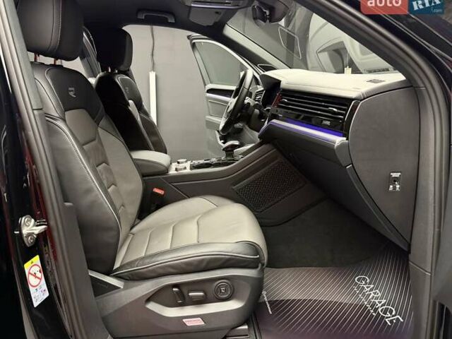 Чорний Фольксваген Туарег, об'ємом двигуна 3 л та пробігом 154 тис. км за 56900 $, фото 48 на Automoto.ua