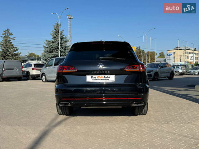 Черный Фольксваген Туарег, объемом двигателя 2.97 л и пробегом 114 тыс. км за 57900 $, фото 5 на Automoto.ua