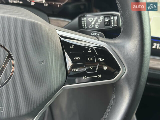 Черный Фольксваген Туарег, объемом двигателя 2.97 л и пробегом 161 тыс. км за 52500 $, фото 52 на Automoto.ua