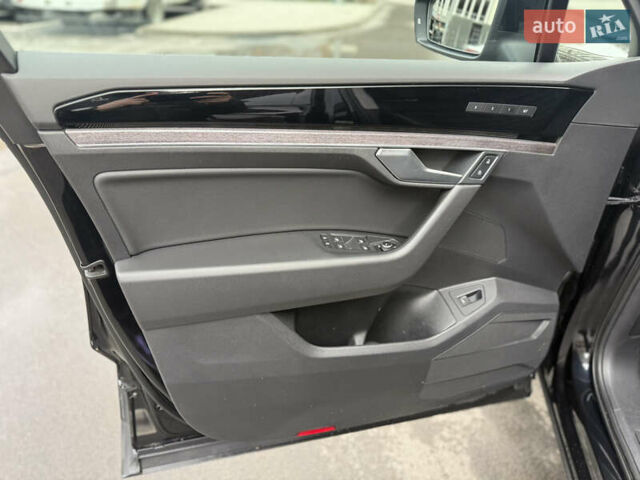 Чорний Фольксваген Туарег, об'ємом двигуна 2.97 л та пробігом 215 тис. км за 39800 $, фото 13 на Automoto.ua