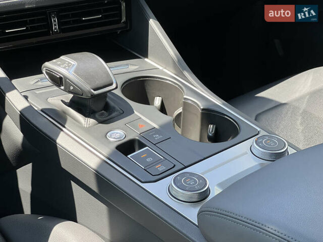 Черный Фольксваген Туарег, объемом двигателя 3 л и пробегом 143 тыс. км за 46000 $, фото 37 на Automoto.ua