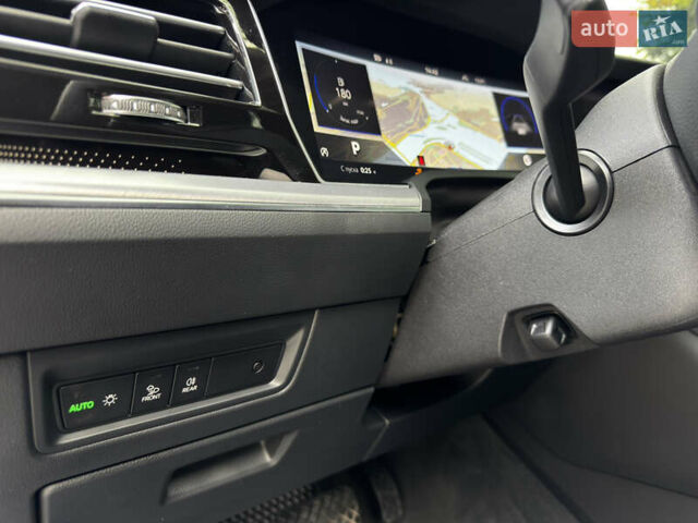 Чорний Фольксваген Туарег, об'ємом двигуна 2.97 л та пробігом 108 тис. км за 57800 $, фото 28 на Automoto.ua