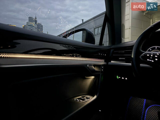 Черный Фольксваген Туарег, объемом двигателя 2.97 л и пробегом 108 тыс. км за 58500 $, фото 65 на Automoto.ua