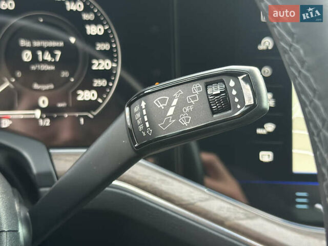 Черный Фольксваген Туарег, объемом двигателя 2.97 л и пробегом 161 тыс. км за 52500 $, фото 55 на Automoto.ua