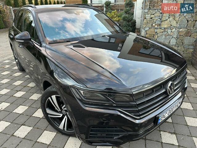 Черный Фольксваген Туарег, объемом двигателя 2.97 л и пробегом 161 тыс. км за 52500 $, фото 26 на Automoto.ua