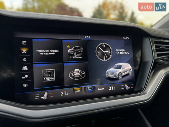 Чорний Фольксваген Туарег, об'ємом двигуна 2.97 л та пробігом 108 тис. км за 57800 $, фото 40 на Automoto.ua