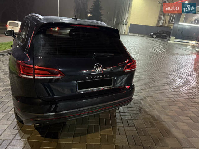 Черный Фольксваген Туарег, объемом двигателя 2.97 л и пробегом 134 тыс. км за 46000 $, фото 12 на Automoto.ua