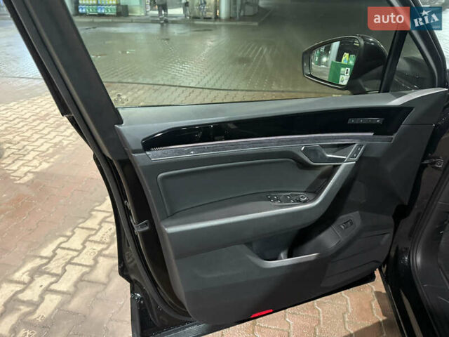 Черный Фольксваген Туарег, объемом двигателя 2.97 л и пробегом 134 тыс. км за 46000 $, фото 18 на Automoto.ua