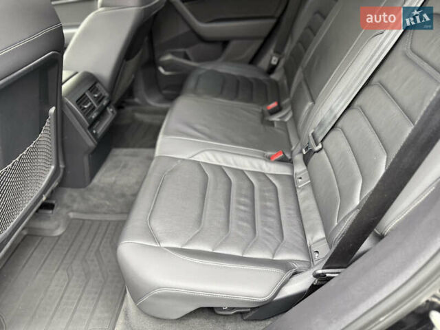 Чорний Фольксваген Туарег, об'ємом двигуна 2.97 л та пробігом 215 тис. км за 39800 $, фото 11 на Automoto.ua