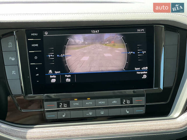 Черный Фольксваген Туарег, объемом двигателя 3 л и пробегом 143 тыс. км за 46000 $, фото 62 на Automoto.ua