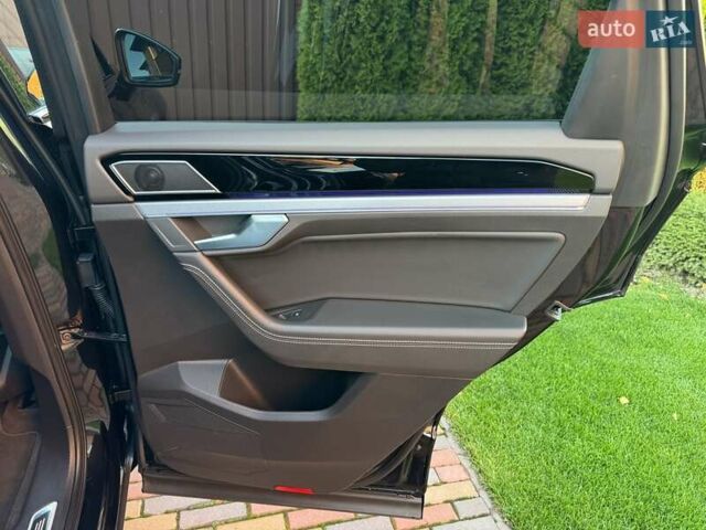 Чорний Фольксваген Туарег, об'ємом двигуна 2.97 л та пробігом 105 тис. км за 61500 $, фото 71 на Automoto.ua