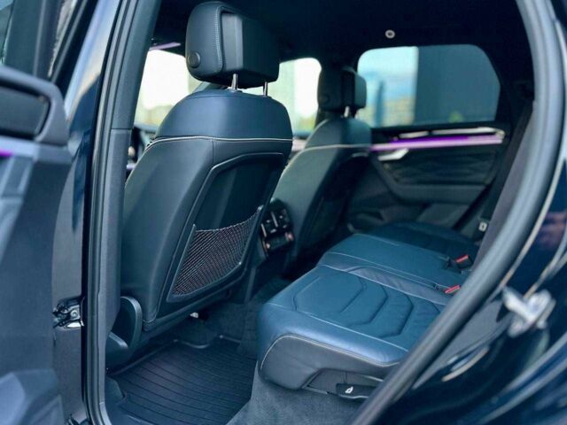 Черный Фольксваген Туарег, объемом двигателя 3 л и пробегом 74 тыс. км за 68700 $, фото 18 на Automoto.ua