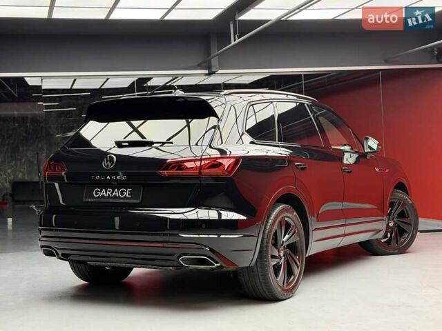 Чорний Фольксваген Туарег, об'ємом двигуна 3 л та пробігом 154 тис. км за 56900 $, фото 16 на Automoto.ua