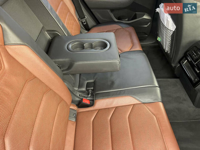 Черный Фольксваген Туарег, объемом двигателя 3 л и пробегом 142 тыс. км за 53700 $, фото 13 на Automoto.ua