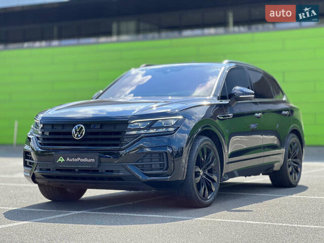 Черный Фольксваген Туарег, объемом двигателя 3 л и пробегом 171 тыс. км за 51999 $, фото 7 на Automoto.ua