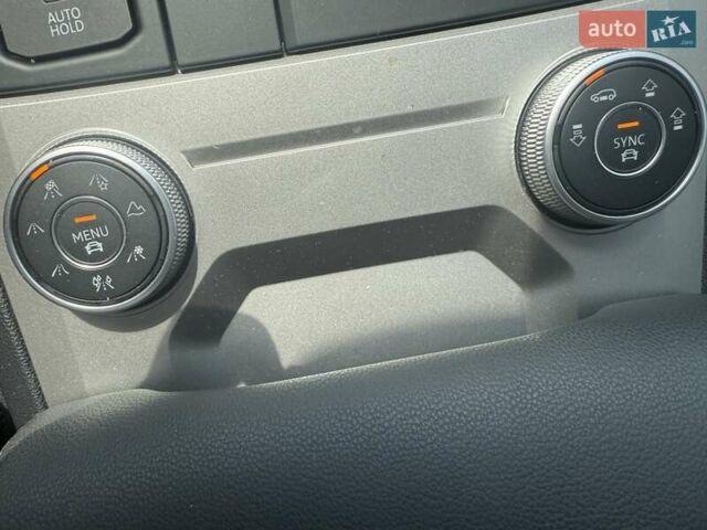 Чорний Фольксваген Туарег, об'ємом двигуна 2.99 л та пробігом 101 тис. км за 49400 $, фото 40 на Automoto.ua