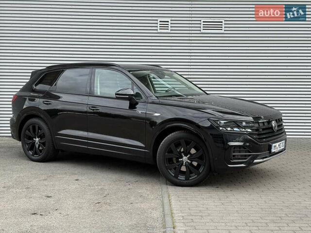 Черный Фольксваген Туарег, объемом двигателя 3 л и пробегом 140 тыс. км за 57999 $, фото 11 на Automoto.ua