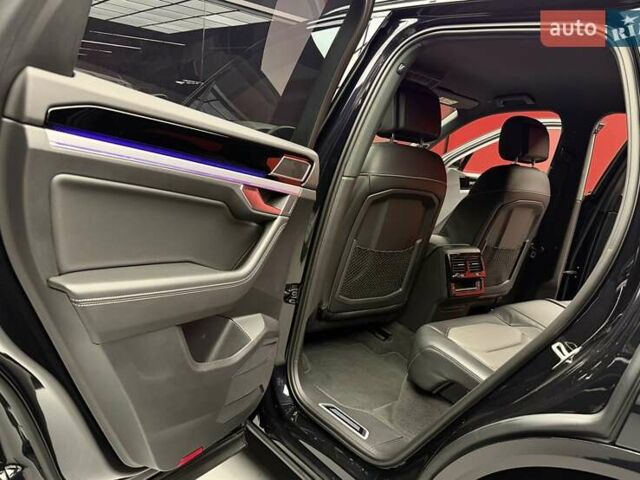 Чорний Фольксваген Туарег, об'ємом двигуна 3 л та пробігом 154 тис. км за 56900 $, фото 37 на Automoto.ua