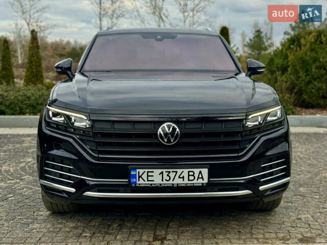 Черный Фольксваген Туарег, объемом двигателя 2.97 л и пробегом 108 тыс. км за 58500 $, фото 13 на Automoto.ua