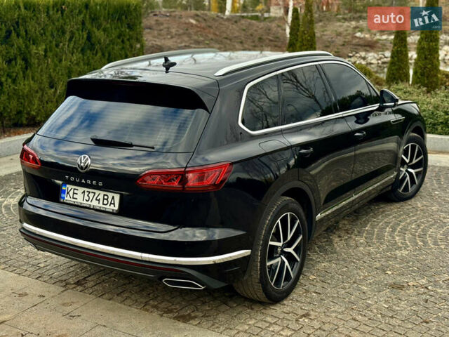 Черный Фольксваген Туарег, объемом двигателя 2.97 л и пробегом 108 тыс. км за 58500 $, фото 6 на Automoto.ua