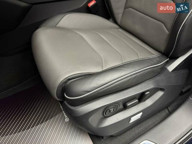 Чорний Фольксваген Туарег, об'ємом двигуна 3 л та пробігом 154 тис. км за 56900 $, фото 28 на Automoto.ua