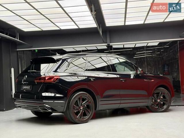 Чорний Фольксваген Туарег, об'ємом двигуна 3 л та пробігом 154 тис. км за 56900 $, фото 17 на Automoto.ua