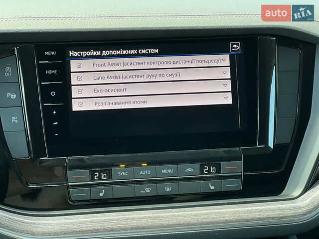Черный Фольксваген Туарег, объемом двигателя 3 л и пробегом 143 тыс. км за 46000 $, фото 65 на Automoto.ua