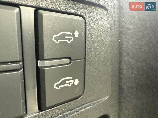 Чорний Фольксваген Туарег, об'ємом двигуна 2.99 л та пробігом 101 тис. км за 49400 $, фото 17 на Automoto.ua