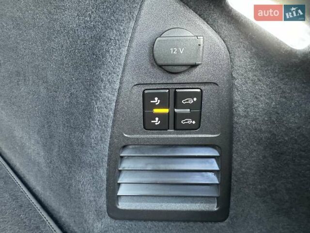 Чорний Фольксваген Туарег, об'ємом двигуна 2.97 л та пробігом 105 тис. км за 61500 $, фото 78 на Automoto.ua