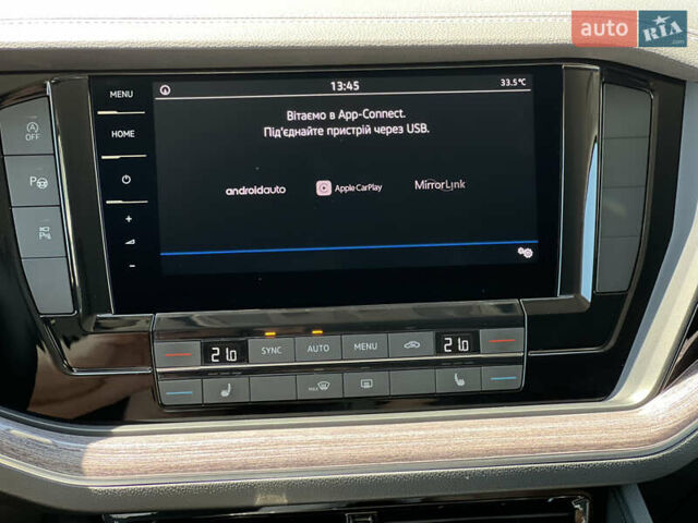 Черный Фольксваген Туарег, объемом двигателя 3 л и пробегом 143 тыс. км за 46000 $, фото 59 на Automoto.ua