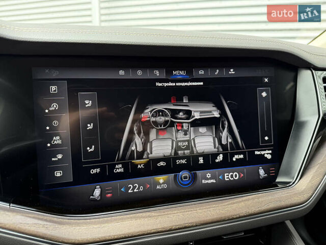 Черный Фольксваген Туарег, объемом двигателя 3 л и пробегом 140 тыс. км за 57999 $, фото 72 на Automoto.ua