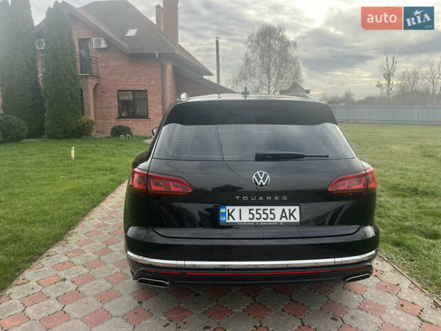 Черный Фольксваген Туарег, объемом двигателя 3 л и пробегом 142 тыс. км за 53700 $, фото 4 на Automoto.ua