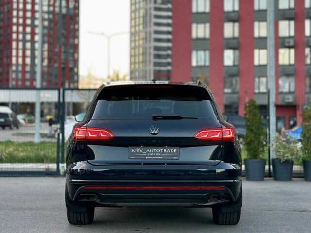 Черный Фольксваген Туарег, объемом двигателя 3 л и пробегом 74 тыс. км за 68700 $, фото 2 на Automoto.ua